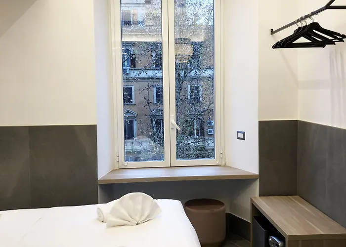 Casa de hóspedes Ottaviano Smart 4*